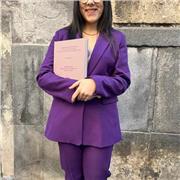 Insegnerò a bambini di scuole elementari, medie e superiori, materie umanistiche