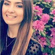 Laureata magistrale in Lingue Straniere per la comunicazione internazionale offre servizio di lezioni di inglese a tutti i livelli!