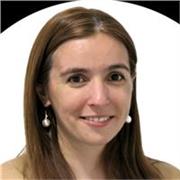 Profesora de comunicación, oratoria y herramientas digitales, con experiencia en empresas, fundaciones, mayormente adultos.