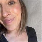 Profesora de apoyo escolar para módulos de TCAE