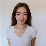 Soy trabajadora, insistente, perfeccionista y me adapto al alumno para que este pueda aprender cómodo y con más facilidad.