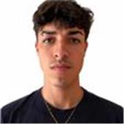 Estudiante del grado universitario de Finanzas y Contabilidad de 19 años, a punto de comenzar el segundo año de carrera.