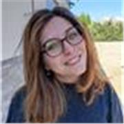 Offro ripetizioni per le elementari (italiano, grammatica, storia e geografia) e per le superiori (sociologia e filosofia).