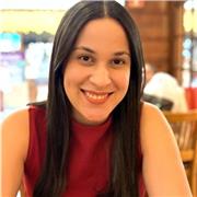 Dou aula de português para crianças e adultos. Sou formada em Letras e tenho projetos aplicados para criação de redações para o ENEM