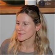 Professeur d'anglais bilingue (BAC+5) double cursus. Master à Londres et 3ème cycle à Paris. Donne cours adultes pro ou enfants (a aussi travaillé pour l'Education Nationale)