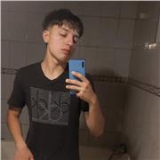 Estudiante de tercer año de Ingeniería Civil Eléctrica en la PUC que ofrece clases de matemáticas para alumnos de enseñanza media