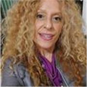 Insegnante di Lettere laurea v.o. (110/110) con 24cfu impartisce lezioni di filosofia, storia, geografia, italiano, latino e storia dell'arte a tutti i livelli, in presenza e online