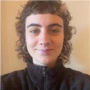 AIUTO COMPITI! Lavoro in biblioteca, sono laureata in magistrale