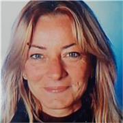 Insegnante di ruolo con 30 anni di esperienza negli ist.di grado superiore. Specializzata in problematiche legate a DSA e BES
