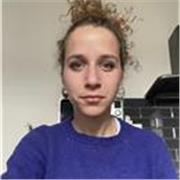 Laureata in scienze e tecniche psicologiche e scienze dell'educazione e formazione, offro lezioni online area umanistica