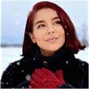 Highly experienced French and English teacher. All levels and ages including adults and specialized professional training.