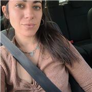 Maestra de Primaria (me apasionan las Matemáticas) Paciencia y empatía con el alumno!