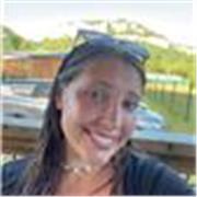 J'ai déjà travaillé dans une école ce qui m'a permis d'aider des élèves en difficulté j'ai donc déjà de l'expérience.