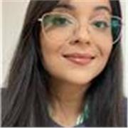 Professora de Português e Redação disponível para aulas on-line