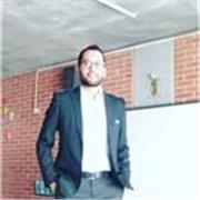 Profesor de español, literatura y lingüística para todos los grados, con más de 9 años de experiencia en aula, con uso de IA