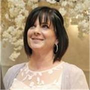 Soy inglés nativo y vivo en San Pedro del Pinatar. Puedo ayudar a todos - desde 3 años hasta adultos para hablar inglés como yo!