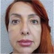 Dou aulas de Língua Portuguesa, Literatura e também de Redação para o Enem. Seja para crianças ou adultos