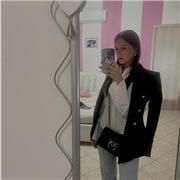 Studentessa universitaria impartisce lezioni di inglese (medie e superiori)