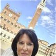 Diplomata all'istituto magistrale