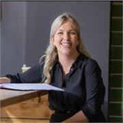 Career Confidence & Direction Coach | Imposter Syndrome, Career Change & Workplace Confidence