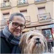 Profesor de ingles con 20 años de experiencia en todas las edades y niveles.