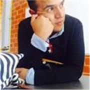 maestro de ciencias con experiencia de niños y adultos