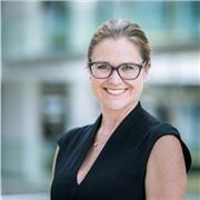 Imagine learning marketing, storytelling and business strategy from a coach with 25 years hands-on experience!