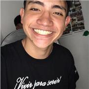 Profesor de inglés niveles básicos para refuerzo estudiantil