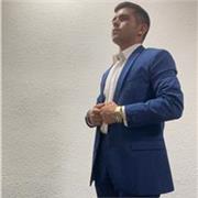 La verdad es que me gustaría ayudar a las personas que me necesitan para que salgan para delante