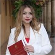 Laureata Italianistica (LM cum laude) impartisce lezioni private di materie di stampo umanistico per tutte le scuole di tutti gli ordini