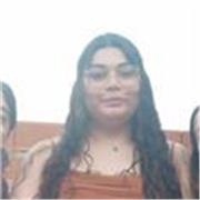 Profesora de Lengua y Literatura innovadora ofrece clases personalizadas para todos los niveles