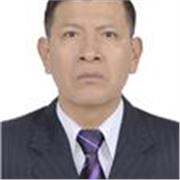 Profesor de contabilidad imparte clases presenciales