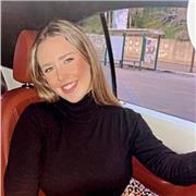 Diplomata al Liceo Classico Bonaventura Secusio, Caltagirone. Studentessa del Corso di Laurea in Scienze della Formazione Primaria dell’Università Kore di Enna