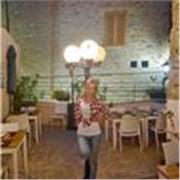 Laureata in Mediazione Linguistica con livello di inglese C2 ( posseggo il Proficiency) offro ripetizioni di inglese