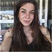 Profesora titulada de Primaria y Secundaria en mención de Educación física y entrenadora personal 