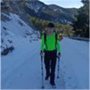 Profesor de futbol dinamico y con ganas de enseñar a niños de primaria