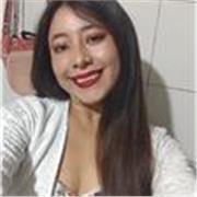 Profesora de inglés con experiencia en niños y adolescentes, enfoque dinámico, creativo y participativo