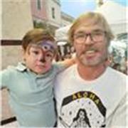 “Ofrezco clases de inglés para niños 3-10 años y adultos, con especial atención en pronunciación.Aprende inglés de forma divertida