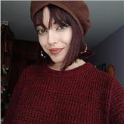 Graduada en Filología Hispánica y Teoría y Crítica Literarias por la USC.
- Máster en Enseñanza de Español como Lengua Extranjera - UNIR
- Máster en Formación del Profesorado con Especialidad en Lengua Castellana y Literatura (ESO, Bachillerato, FP y