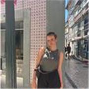 Me gustan mucho las matemáticas la biología la química, también la historia...