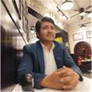 Profesor de portugués, inglés y español con experiencia en academias y Universidad