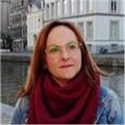 Profesora de Física y Química imparte clases a toda Secundaria y Bachillerato. Puede reforzar otras materias a consultar