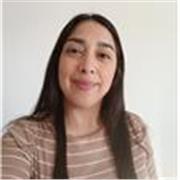 Profesora de Lengua imparte clases a adolescentes y adultos