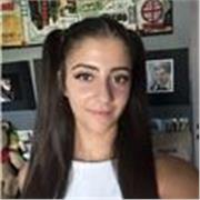 Ragazza neodiplomata ad un liceo linguistico, darò lezioni di inglese, anche spagnolo e francese, a studenti di elementari e medie