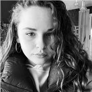 Estudiante con B2 de bachillerato da clases de inglés
