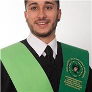 Soy atento, con ganas de ayudar y puedo adaptar los contenidos al nivel de cada alumno, a parte domino aplicaciones y herramientas para fomentar el aprendizaje a través de diferentes juegos o actividades para reforzar el contenido principal.