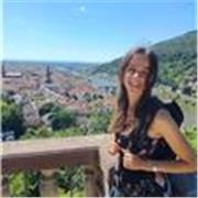 Studentessa disponibile per aiuto compiti e ripetizioni