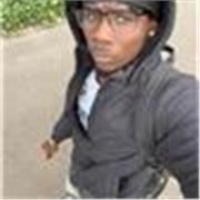 Professeur particulier qui donne des aides aux étudiants