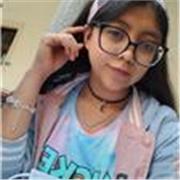 Maestra de español y literatura para niños, adolescentes y adultos
