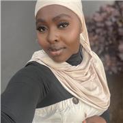 Étudiante ayant obtenu un Bts prête à aider des élèves à aller loin